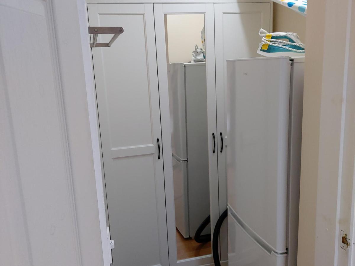 Lovely Studio-Flat With Free Parking, Free Wifi. Leeds  Eksteriør bilde
