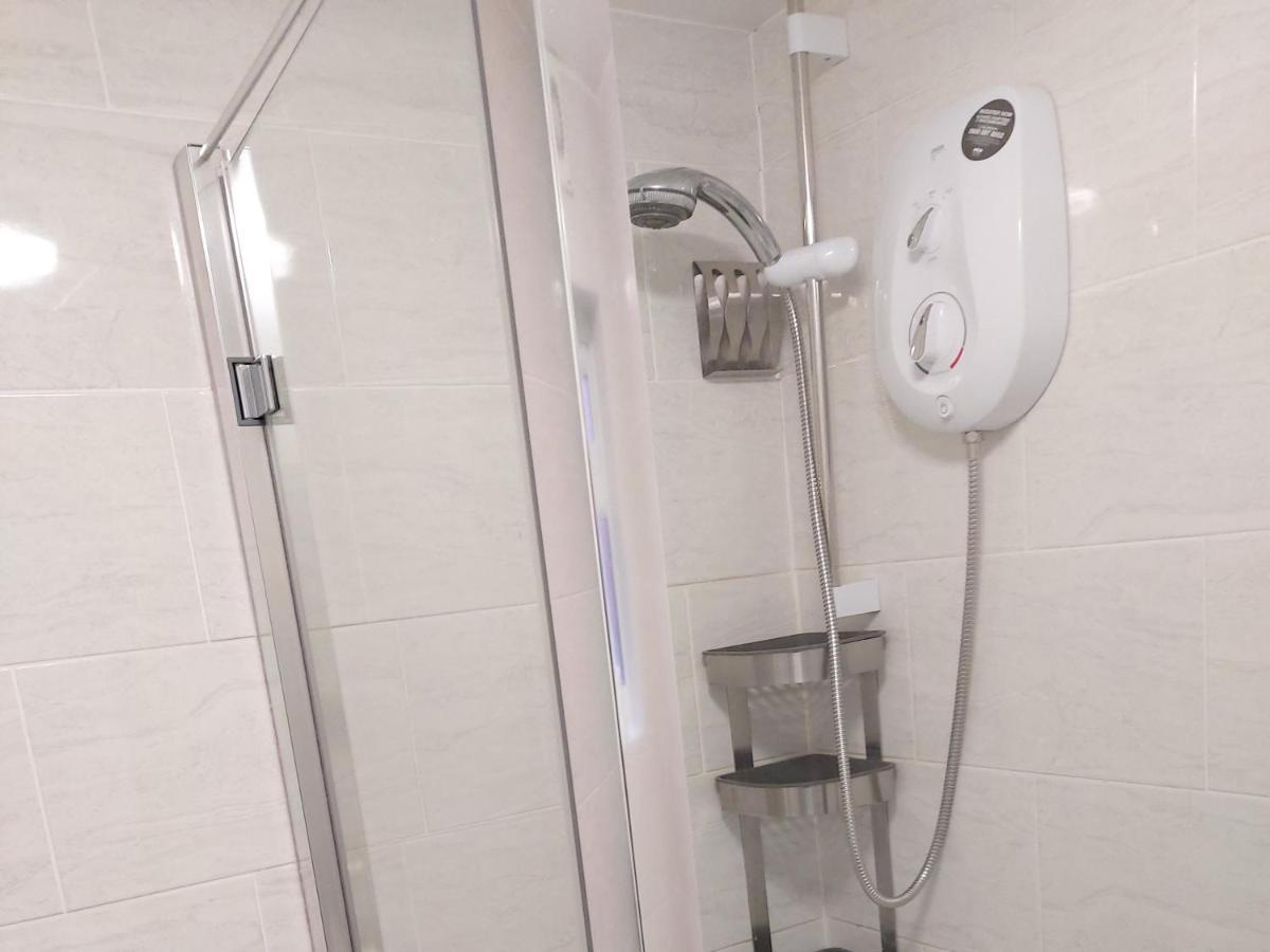 Lovely Studio-Flat With Free Parking, Free Wifi. Leeds  Eksteriør bilde